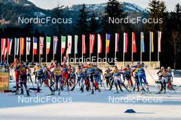 31.12.2021, Oberstdorf, Germany (GER): Natalia Nepryaeva (RUS), Jessie Diggins (USA), Tiril Udnes Weng (NOR), Kerttu Niskanen (FIN), Krista Parmakoski (FIN), Mathilde Myhrvold (NOR), Ebba Andersson (SWE), Anamarija Lampic (SLO), (l-r)  - FIS world cup cross-country, tour de ski, mass women, Oberstdorf (GER). www.nordicfocus.com. © Modica/NordicFocus. Every downloaded picture is fee-liable.
