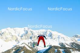 18.12.2021, Ramsau, Austria (AUT): Johannes Lamparter (AUT) - FIS world cup nordic combined men, individual gundersen HS98/10km, Ramsau (AUT). www.nordicfocus.com. © Volk/NordicFocus. Every downloaded picture is fee-liable.