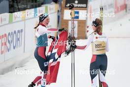 27.02.2021, Oberstdorf, Germany (GER): Mari Leinan Lund (NOR), Gyda Westvold Hansen (NOR), (l-r) - FIS nordic world ski championships nordic combined women, individual gundersend HS106/5km, Oberstdorf (GER). www.nordicfocus.com. © Modica/NordicFocus. Every downloaded picture is fee-liable.