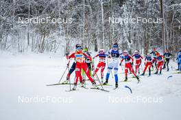 11.12.2021, Otepaeae, Estonia (EST): Gyda Westvold Hansen (NOR), Marte Leinan Lund (NOR), Anastasia Goncharova (RUS), Ida Marie Hagen (NOR), Mari Leinan Lund (NOR), (l-r)  - FIS world cup nordic combined women, Mass Start HS97/5km, Otepaeae (EST). www.nordicfocus.com. © Volk/NordicFocus. Every downloaded picture is fee-liable.
