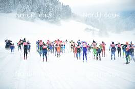 24.01.2021, Toblach-Cortina, Italy (ITA): Melina Mayer (SUI), Anouk Faivre Picon(FRA), Stefania Corradini (ITA), Katerina Paul (AUS), Sara Pellegrini (ITA), group l-r - Visma Ski Classics, Toblach-Cortina (ITA). www.nordicfocus.com. © Reichert/NordicFocus. Every downloaded picture is fee-liable.