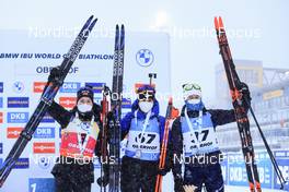 07.01.2022, Oberhof, Germany (GER): (l-r), Marte Olsbu Roeiseland (NOR), Julia Simon (FRA), Hanna Sola (BLR) -  IBU World Cup Biathlon, sprint women, Oberhof (GER). www.nordicfocus.com. © Manzoni/NordicFocus. Every downloaded picture is fee-liable.