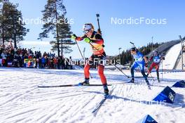 20.03.2022, Oslo, Norway (NOR): Marte Olsbu Roeiseland (NOR), Julia Simon (FRA), Lisa Theresa Hauser (AUT), (l-r) - IBU World Cup Biathlon, mass women, Oslo (NOR). www.nordicfocus.com. © Manzoni/NordicFocus. Every downloaded picture is fee-liable.