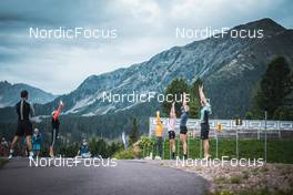 06.08.2022, Lavaze, Italy (ITA): Janina Hettich-Walz  (GER), Anna Weidel  (GER), Vanessa Hinz  (GER), Denise Herrmann  (GER), Kristian Mehringer (GER), (l-r)  - Biathlon summer training, Lavaze (ITA). www.nordicfocus.com. © Vanzetta/NordicFocus. Every downloaded picture is fee-liable.