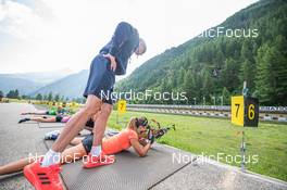 29.06.2022, Bessans, France (FRA): Jonne Kahkonen (FIN), Lisa Vittozzi (ITA), (l-r) - Biathlon summer training, Bessans (FRA). www.nordicfocus.com. © Authamayou/NordicFocus. Every downloaded picture is fee-liable.