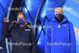 14.02.2022, Beijing, China (CHN): Max Cobb (USA), IBU Executive Board Member, Karl Stoss (AUT)(l-r) - XXIV. Olympic Winter Games Beijing 2022, Biathlon, medals, Beijing (CHN). www.nordicfocus.com. © Manzoni/NordicFocus. Every downloaded picture is fee-liable.