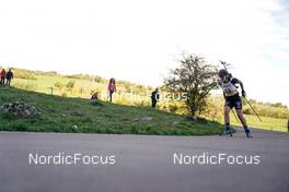 16.10.2022, Arcon, France (FRA): Gilonne Guigonnat (FRA) - Biathlon Samse Summer Tour, pursuit, Arcon (FRA). www.nordicfocus.com. © Thibaut/NordicFocus. Every downloaded picture is fee-liable.