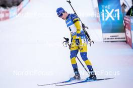 18.12.2022, Annecy-Le Grand Bornand, France (FRA): Sebastian Samuelsson (SWE) -  IBU World Cup Biathlon, mass men, Annecy-Le Grand Bornand (FRA). www.nordicfocus.com. © Thibaut/NordicFocus. Every downloaded picture is fee-liable.