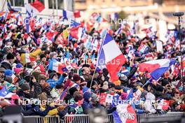 18.12.2022, Annecy-Le Grand Bornand, France (FRA): Event Feature: Fans cheering on the grandstand with French flags, Event Feature: -  IBU World Cup Biathlon, mass men, Annecy-Le Grand Bornand (FRA). www.nordicfocus.com. © Thibaut/NordicFocus. Every downloaded picture is fee-liable.