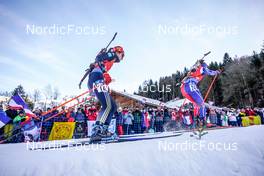 18.12.2022, Annecy-Le Grand Bornand, France (FRA): Vanessa Voigt (GER), Caroline Colombo (FRA), (l-r) -  IBU World Cup Biathlon, mass women, Annecy-Le Grand Bornand (FRA). www.nordicfocus.com. © Thibaut/NordicFocus. Every downloaded picture is fee-liable.