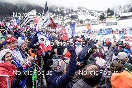 16.12.2022, Annecy-Le Grand Bornand, France (FRA): Event Feature: Fans cheering with French flags, Event Feature: -  IBU World Cup Biathlon, sprint women, Annecy-Le Grand Bornand (FRA). www.nordicfocus.com. © Thibaut/NordicFocus. Every downloaded picture is fee-liable.