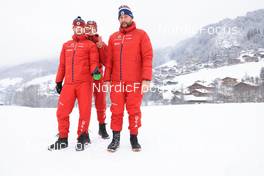 14.12.2022, Annecy-Le Grand Bornand, France (FRA): Armin Auchentaller (ITA), Coach Team USA, Federico Fontana (ITA), (l-r) - IBU World Cup Biathlon, training, Annecy-Le Grand Bornand (FRA). www.nordicfocus.com. © Manzoni/NordicFocus. Every downloaded picture is fee-liable.