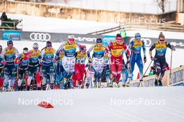 03.01.2022, Val di Fiemme, Italy (ITA): Kerttu Niskanen (FIN), Tiril Udnes Weng (NOR), Anne Kjersti Kalvaa (NOR), Krista Parmakoski (FIN), Johanna Hagstroem (SWE), Teresa Stadlober (AUT), Natalia Nepryaeva (RUS), Anamarija Lampic (SLO), Jessie Diggins (USA), (l-r)  - FIS world cup cross-country, tour de ski, mass women, Val di Fiemme (ITA). www.nordicfocus.com. © Modica/NordicFocus. Every downloaded picture is fee-liable.