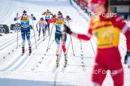 03.01.2022, Val di Fiemme, Italy (ITA): Krista Parmakoski (FIN), Heidi Weng (NOR), (l-r)  - FIS world cup cross-country, tour de ski, mass women, Val di Fiemme (ITA). www.nordicfocus.com. © Modica/NordicFocus. Every downloaded picture is fee-liable.