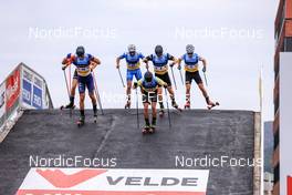 06.08.2022, Sandnes, Norway (NOR): Adrew Young (GBR), Matteo Tanel (ITA), Sindre Bjoernestad Skar (NOR), Arnaud Chautemps (FRA), Sivert Wiig (NOR), (l-r)  - BLINK22 Festival Cross-Country - Sandnes (NOR). www.nordicfocus.com. © Manzoni/NordicFocus. Every downloaded picture is fee-liable.