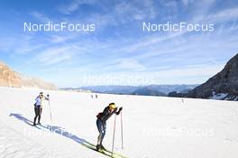 20.10.2022, Ramsau am Dachstein, Austria (AUT): Sofie Krehl (GER), Coletta Rydzek (GER), (l-r) - Cross-Country training, Ramsau am Dachstein (AUT). www.nordicfocus.com. © Reichert/NordicFocus. Every downloaded picture is fee-liable.