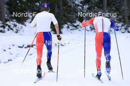 07.11.2022, Davos, Switzerland (SUI): Hugo Lapalus (FRA), Clement Parisse (FRA), (l-r) - Cross-Country training, Snowfarming track, Davos (SUI). www.nordicfocus.com. © Manzoni/NordicFocus. Every downloaded picture is fee-liable.