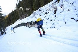 08.11.2022, Davos, Switzerland (SUI): Steffen Hoos (GER), Swix Race Service - Cross-Country training, Snowfarming track, Davos (SUI). www.nordicfocus.com. © Manzoni/NordicFocus. Every downloaded picture is fee-liable.