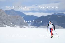 12.10.2022, Ramsau am Dachstein, Austria (AUT): Arnaud Chautemps (FRA) - Cross-Country training, Ramsau am Dachstein (AUT). www.nordicfocus.com. © Manzoni/NordicFocus. Every downloaded picture is fee-liable.