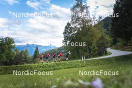27.09.2022, Lavaze, Italy (ITA): Oskar Kardin  (SWE), Johan Hoel  (NOR), Anders Aukland  (NOR), Andreas Nygaard (NOR), Joar Thele  (NOR), (l-r)  - Cross-Country training, Lavaze (ITA). www.nordicfocus.com. © Vanzetta/NordicFocus. Every downloaded picture is fee-liable.