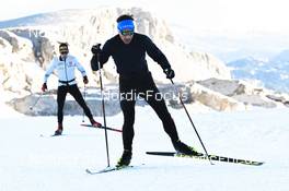 18.10.2022, Ramsau am Dachstein, Austria (AUT): Janosch Brugger (GER), Jonas Dobler (GER), (l-r) - Cross-Country training, Ramsau am Dachstein (AUT). www.nordicfocus.com. © Reichert/NordicFocus. Every downloaded picture is fee-liable.