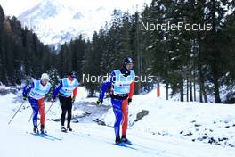 08.11.2022, Davos, Switzerland (SUI): Thibaut Chene (FRA), coach Team France, Renaud Jay (FRA), Richard Jouve (FRA), (l-r) - Cross-Country training, Snowfarming track, Davos (SUI). www.nordicfocus.com. © Manzoni/NordicFocus. Every downloaded picture is fee-liable.