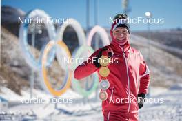 20.02.2022, Beijing, China (CHN): Alexander Bolshunov (ROC) - XXIV. Olympic Winter Games Beijing 2022, cross-country, medals, Beijing (CHN). www.nordicfocus.com. © Modica/NordicFocus. Every downloaded picture is fee-liable.