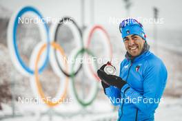 18.02.2022, Beijing, China (CHN): Federico Pellegrino (ITA) - XXIV. Olympic Winter Games Beijing 2022, cross-country, medals, Beijing (CHN). www.nordicfocus.com. © Modica/NordicFocus. Every downloaded picture is fee-liable.