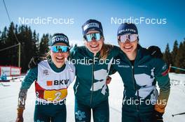 27.03.2022, Zweisimmen-Sparenmoos, Switzerland (SUI): Nadia Steiger (SUI), Nadine Faehndrich (SUI), Bianca Buholzer (SUI), (l-r)  - Swiss Championships cross-country, relay, Zweisimmen-Sparenmoos (SUI). www.nordicfocus.com. © Modica/NordicFocus. Every downloaded picture is fee-liable.