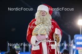 27.11.2022, Ruka, Finland (FIN): Santa Claus with Le Gruyere - FIS world cup cross-country, pursuit, Ruka (FIN). www.nordicfocus.com. © Modica/NordicFocus. Every downloaded picture is fee-liable.