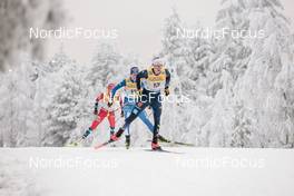 27.11.2022, Ruka, Finland (FIN): Kerttu Niskanen (FIN), Victoria Carl (GER), (l-r)  - FIS world cup cross-country, pursuit, Ruka (FIN). www.nordicfocus.com. © Modica/NordicFocus. Every downloaded picture is fee-liable.