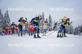 04.12.2022, Lillehammer, Norway (NOR): Caterina Ganz (ITA), Laura Gimmler (GER), Victoria Carl (GER), Frida Karlsson (SWE), Maja Dahlqvist (SWE), Katharina Hennig (GER), (l-r)  - FIS world cup cross-country, mass, Lillehammer (NOR). www.nordicfocus.com. © Thibaut/NordicFocus. Every downloaded picture is fee-liable.