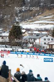 31.12.2022, Val Mustair, Switzerland (SUI): Tiril Udnes Weng (NOR), Julia Kern (USA), Maja Dahlqvist (SWE), Anna Dyvik (SWE), Lisa Unterweger (AUT), Tereza Beranova (CZE), (l-r)  - FIS world cup cross-country, tour de ski, individual sprint, Val Mustair (SUI). www.nordicfocus.com. © Modica/NordicFocus. Every downloaded picture is fee-liable.