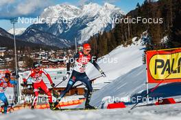 30.01.2022, Seefeld, Austria (AUT): Antoine Gerard (FRA), Espen Andersen (NOR), +23+, (l-r)  - FIS world cup nordic combined men, individual gundersen HS109/12.5km, Seefeld (AUT). www.nordicfocus.com. © Volk/NordicFocus. Every downloaded picture is fee-liable.