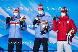 16.02.2022, Beijing, China (CHN): Jens Luraas Oftebro (NOR), Joergen Graabak (NOR), Akito Watabe (JPN), (l-r) - XXIV. Olympic Winter Games Beijing 2022, nordic combined men, medals, Beijing (CHN). www.nordicfocus.com. © Thibaut/NordicFocus. Every downloaded picture is fee-liable.