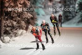 26.11.2022, Ruka, Finland (FIN): Franz-Josef Rehrl (AUT), Manuel Faisst (GER), Vinzenz Geiger (GER), (l-r)  - FIS world cup nordic combined men, individual gundersen HS142/10km, Ruka (FIN). www.nordicfocus.com. © Modica/NordicFocus. Every downloaded picture is fee-liable.