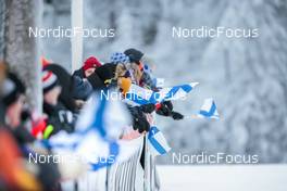 27.11.2022, Ruka, Finland (FIN): Finnish fans on the track - FIS world cup nordic combined men, mass HS142/10km, Ruka (FIN). www.nordicfocus.com. © Modica/NordicFocus. Every downloaded picture is fee-liable.