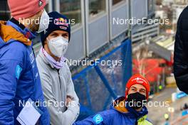 04.01.2022, Innsbruck, Austria (AUT): Pius Paschke (GER), Andreas Wellinger (GER), Markus Eisenbichler (GER), (l-r) - FIS world cup ski jumping men, four hills tournament, individual HS130, Innsbruck (AUT). www.nordicfocus.com. © Reichert/NordicFocus. Every downloaded picture is fee-liable.