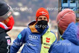 04.01.2022, Innsbruck, Austria (AUT): Daniel Huber (AUT), Markus Eisenbichler (GER), Pius Paschke (GER), (l-r) - FIS world cup ski jumping men, four hills tournament, individual HS130, Innsbruck (AUT). www.nordicfocus.com. © Reichert/NordicFocus. Every downloaded picture is fee-liable.
