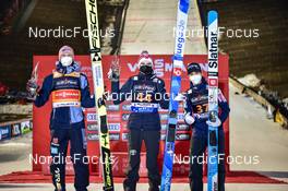 30.01.2022, Willingen, Germany (GER): Karl Geiger (GER), Marius Lindvik (NOR), Cene Prevc (SLO), (l-r) - FIS world cup ski jumping men, individual HS145, Willingen (GER). www.nordicfocus.com. © Reichert/NordicFocus. Every downloaded picture is fee-liable