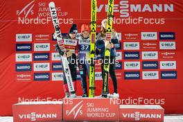 03.12.2022, Lillehammer, Norway (NOR): Eva Pinkelnig (AUT), Katharina Althaus (GER), Marita Kramer (AUT), (l-r) - FIS world cup ski jumping women, individual HS98, Lillehammer (NOR). www.nordicfocus.com. © Thibaut/NordicFocus. Every downloaded picture is fee-liable.
