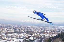 28.12.2022, Villach, Austria (AUT): Abigail Strate (CAN) - FIS world cup ski jumping women, individual HS98, Villach (AUT). www.nordicfocus.com. © Thibaut/NordicFocus. Every downloaded picture is fee-liable.