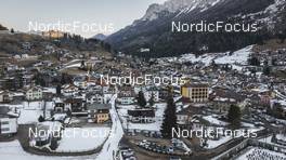 30.01.2022, Val di Fiemme, Italy (ITA): Aerial view of skiers in Moena    - Visma Ski Classics Marcialonga, Val di Fiemme (ITA). www.nordicfocus.com. © Modica/NordicFocus. Every downloaded picture is fee-liable.