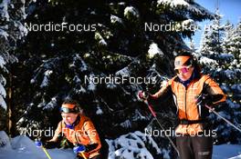 12.02.2022, Bedrichov, Czech Republic (CZE): Julia Angelsioeoe (SWE), Sofie Elebro (SWE), testing, training, (l-r) - Visma Ski Classics Jizerska50 - Bedrichov (CZE). www.nordicfocus.com. © Reichert/NordicFocus. Every downloaded picture is fee-liable.