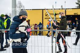20.02.2022, Otepaeae, Estonia (EST): Feature: Spectator - Visma Ski Classics Tartumarathon - Otepaeae (EST). www.nordicfocus.com. © Tumashov/NordicFocus. Every downloaded picture is fee-liable.