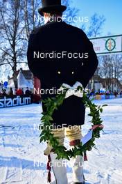 05.03.2022, Mora, Sweden (SWE): feature: finsh, leaves wreath - Visma Ski Classics Vasaloppet, Mora (SWE). www.nordicfocus.com. © Reichert/NordicFocus. Every downloaded picture is fee-liable.