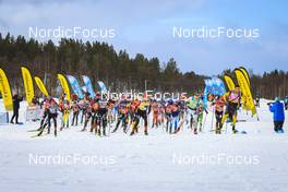 26.03.2022, Valadalen, Sweden (SWE): Event Feature: Start of mens race - Visma Ski Classics Arefjaellsloppet, Valadalen (SWE). www.nordicfocus.com. © Manzoni/NordicFocus. Every downloaded picture is fee-liable.