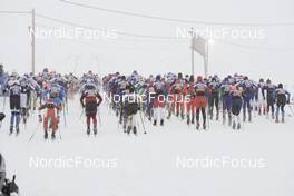 09.04.2022, Levi, Finland (FIN): Markus Saaranen (FIN), Matti Kaski (FIN), Lauri Saarinen (FIN), Teemu Poentinen (FIN), Stefano Zanotto (ITA), Tomi Mikkonen (FIN), Benjamin Holmgren (FIN), Gian Flurin Pfaeffli (SUI), Olli-Markus Taivainen (FIN), (l-r) - Visma Ski Classics Yllaes-Levi, Levi (FIN). www.nordicfocus.com. © Manzoni/NordicFocus. Every downloaded picture is fee-liable.