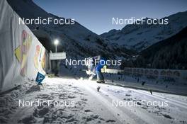 17.12.2022, Val Venosta, Italy (ITA): Feature: staff preparing the start of the race - Visma Ski Classics La Venosta Criterium - Val Venosta (ITA). www.nordicfocus.com. © Reichert/NordicFocus. Every downloaded picture is fee-liable.