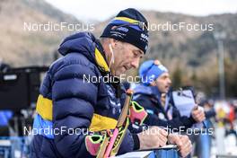 12.01.2023, Ruhpolding, Germany (GER): Jean-Marc Chabloz (SUI), coach Team Sweden - IBU World Cup Biathlon, individual women, Ruhpolding (GER). www.nordicfocus.com. © Manzoni/NordicFocus. Every downloaded picture is fee-liable.